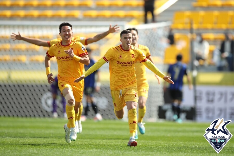 VIDEO  Asani  sinjal  kombëtares nga Korea e Jugut  sulmuesi gol dhe festë me Shqiponjë